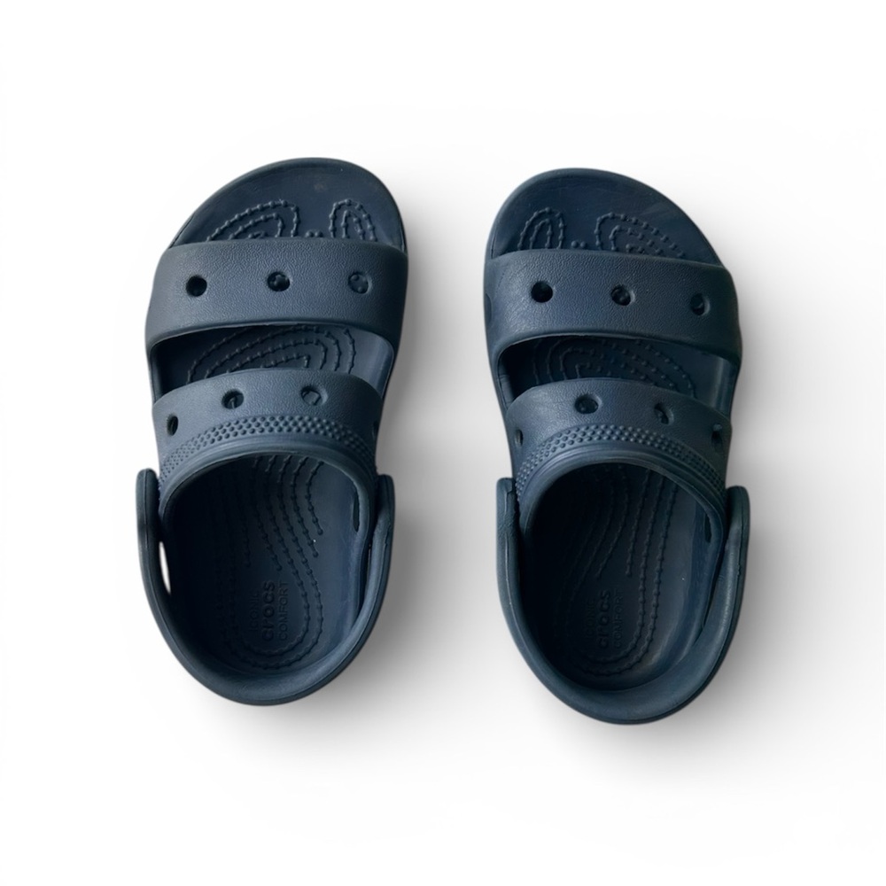 Toddlers Navy blue crocs size 8
